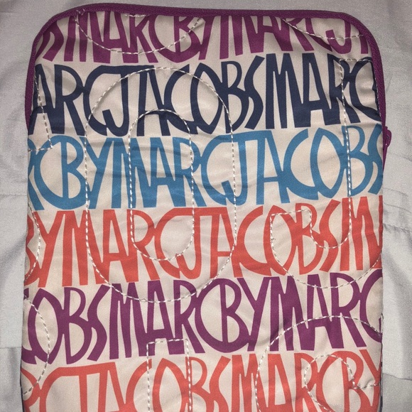 Marc By Marc Jacobs iPad sleeve - Picture 2 of 3